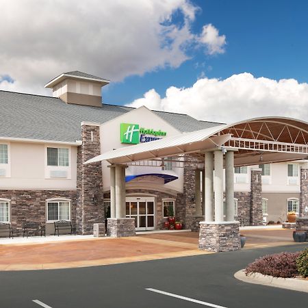 Holiday Inn Express Monticello, An Ihg Hotel Exterior photo