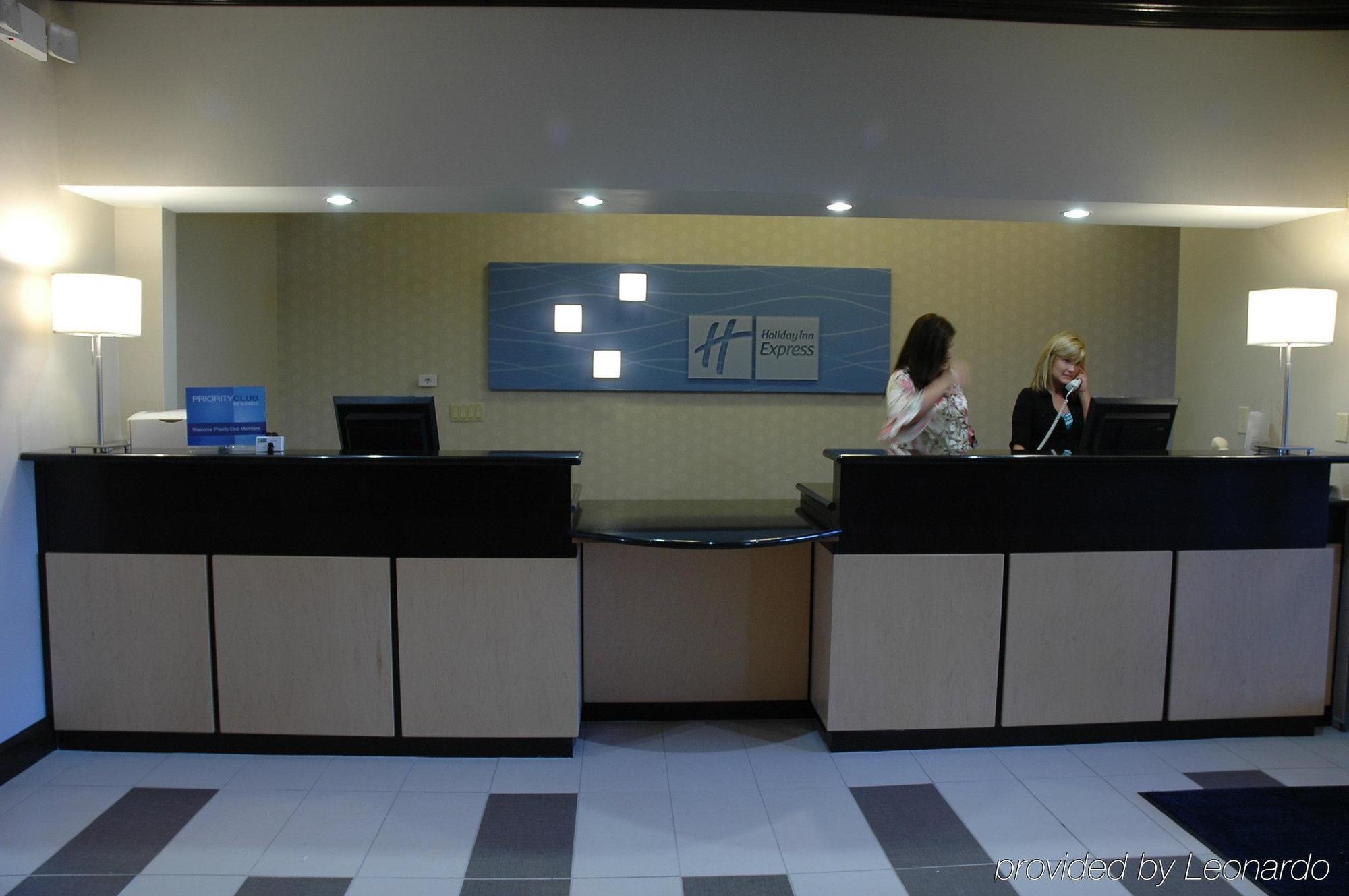 Holiday Inn Express Monticello By Ihg Interior photo