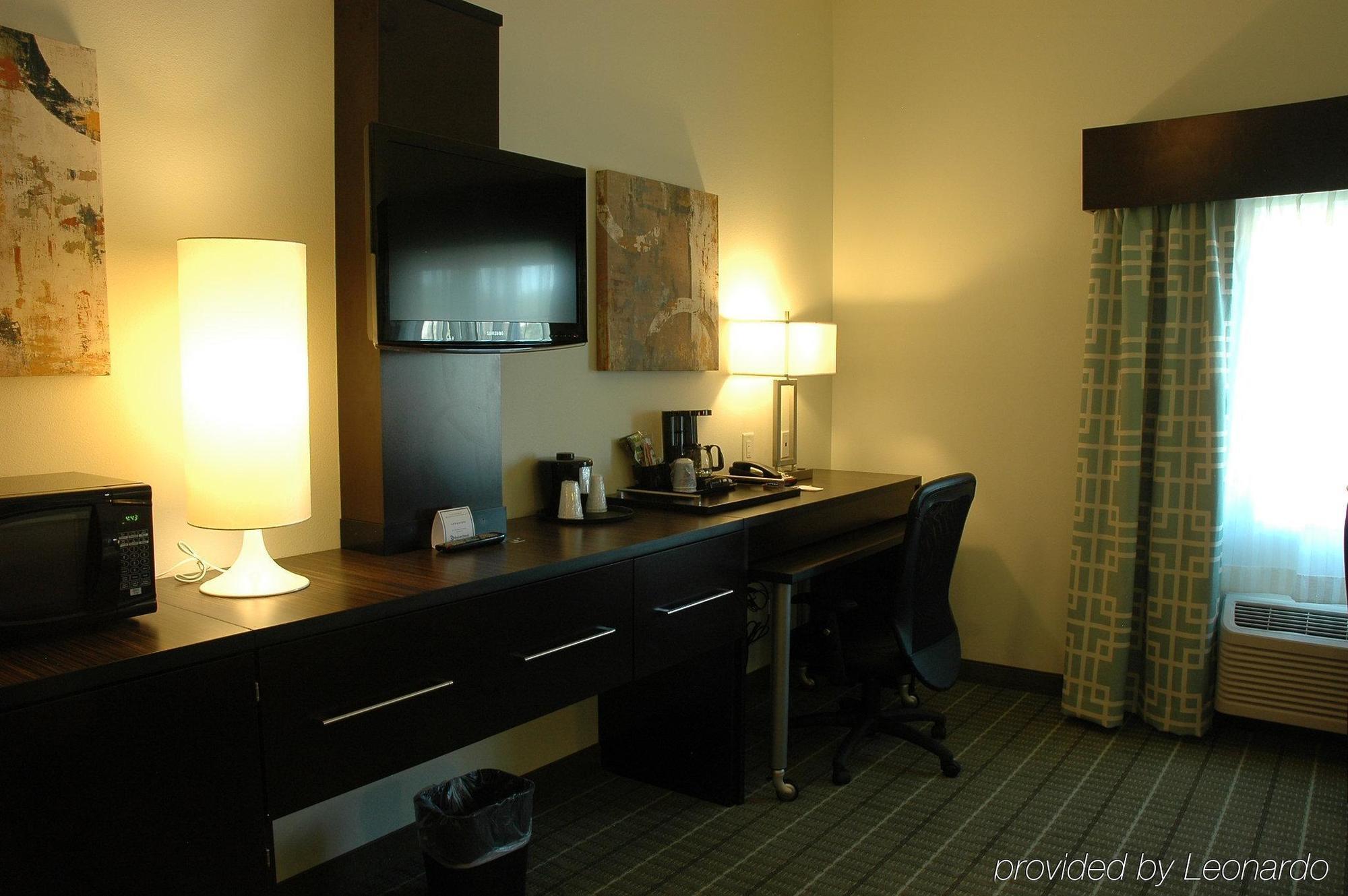 Holiday Inn Express Monticello By Ihg Room photo