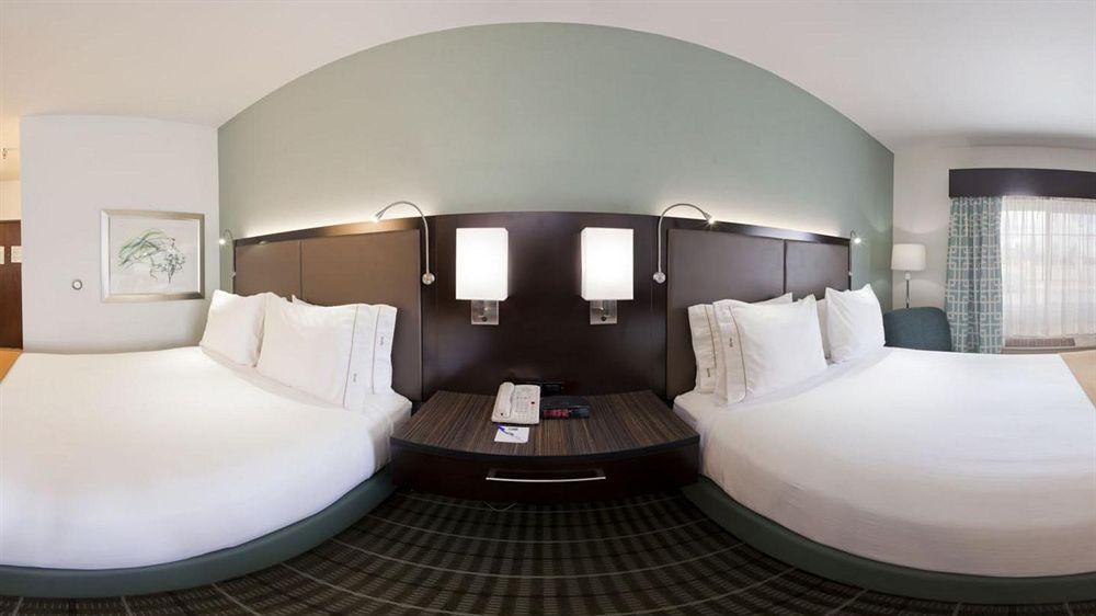 Holiday Inn Express Monticello By Ihg Exterior photo