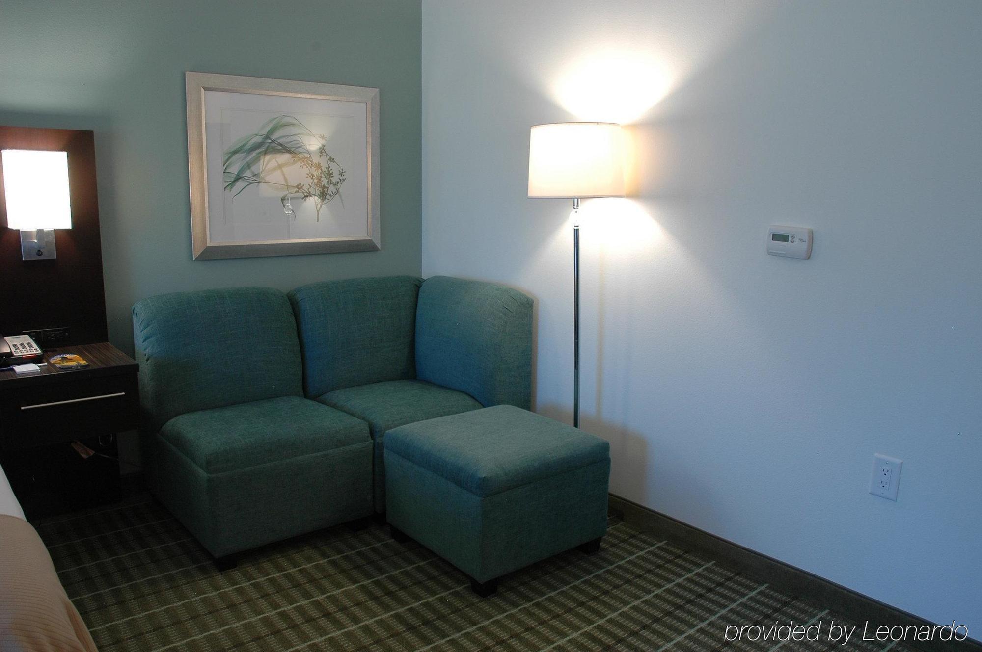 Holiday Inn Express Monticello By Ihg Room photo